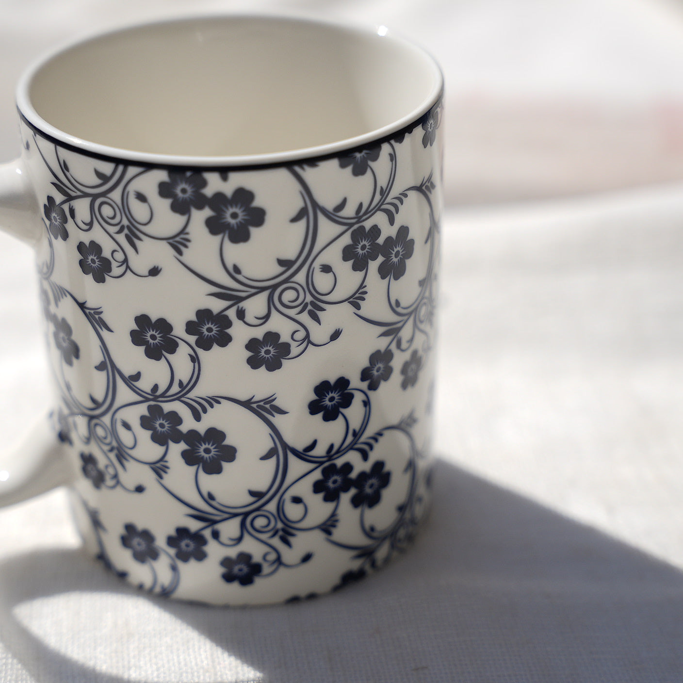 Floral White x Blue Mug