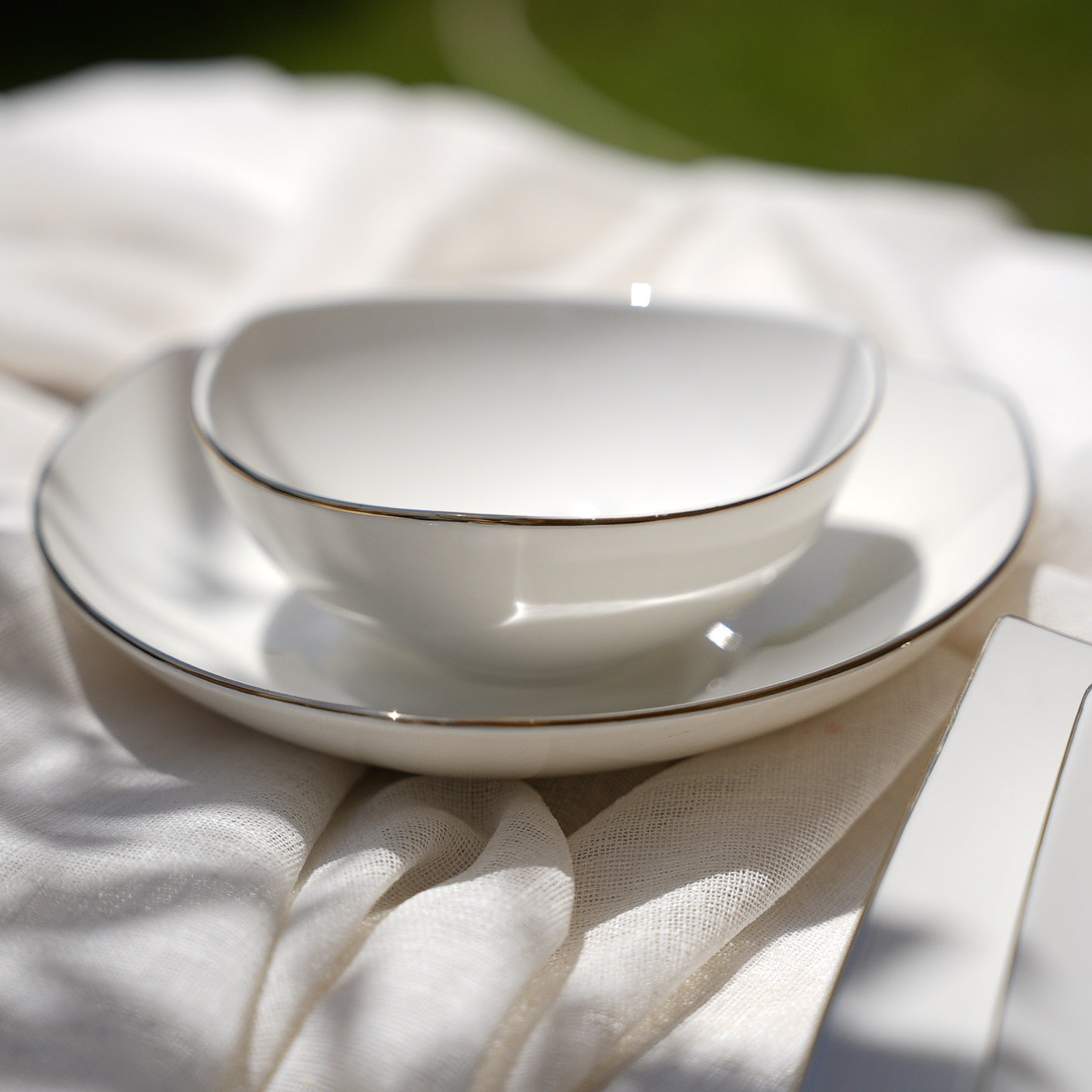 Prestige Gold Rim Dinner Set (24 Pieces)