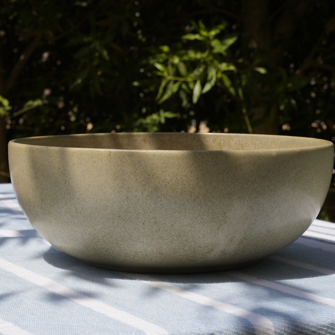 Whisperfield Salad Bowl