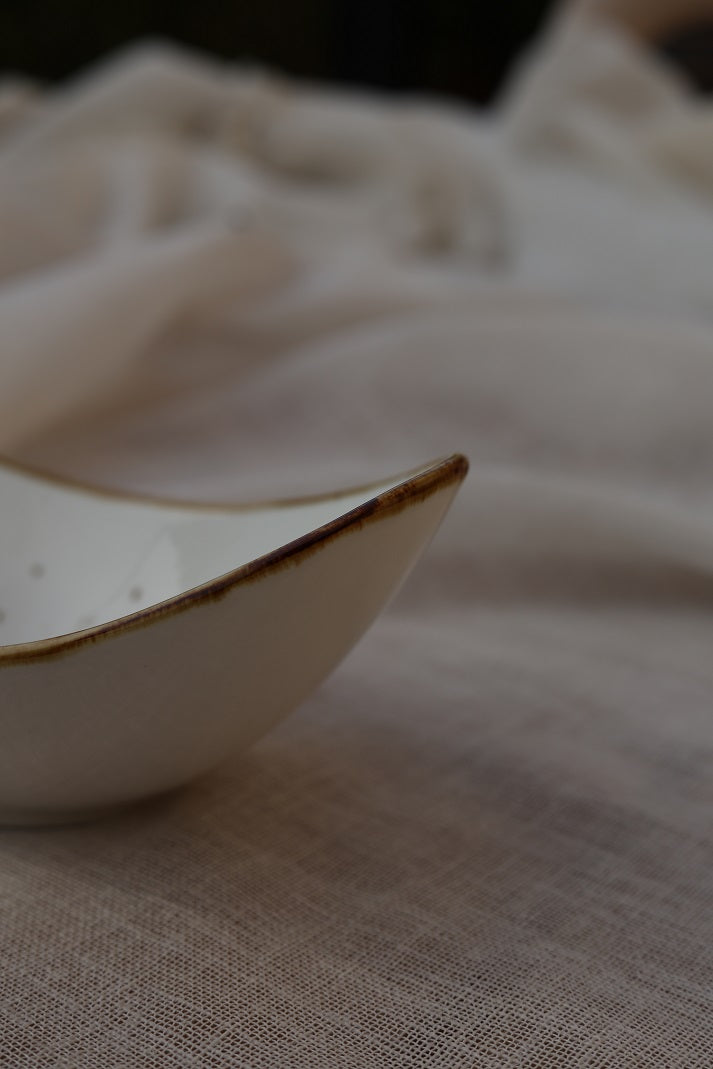 Pearl Speckle Oval Bowl