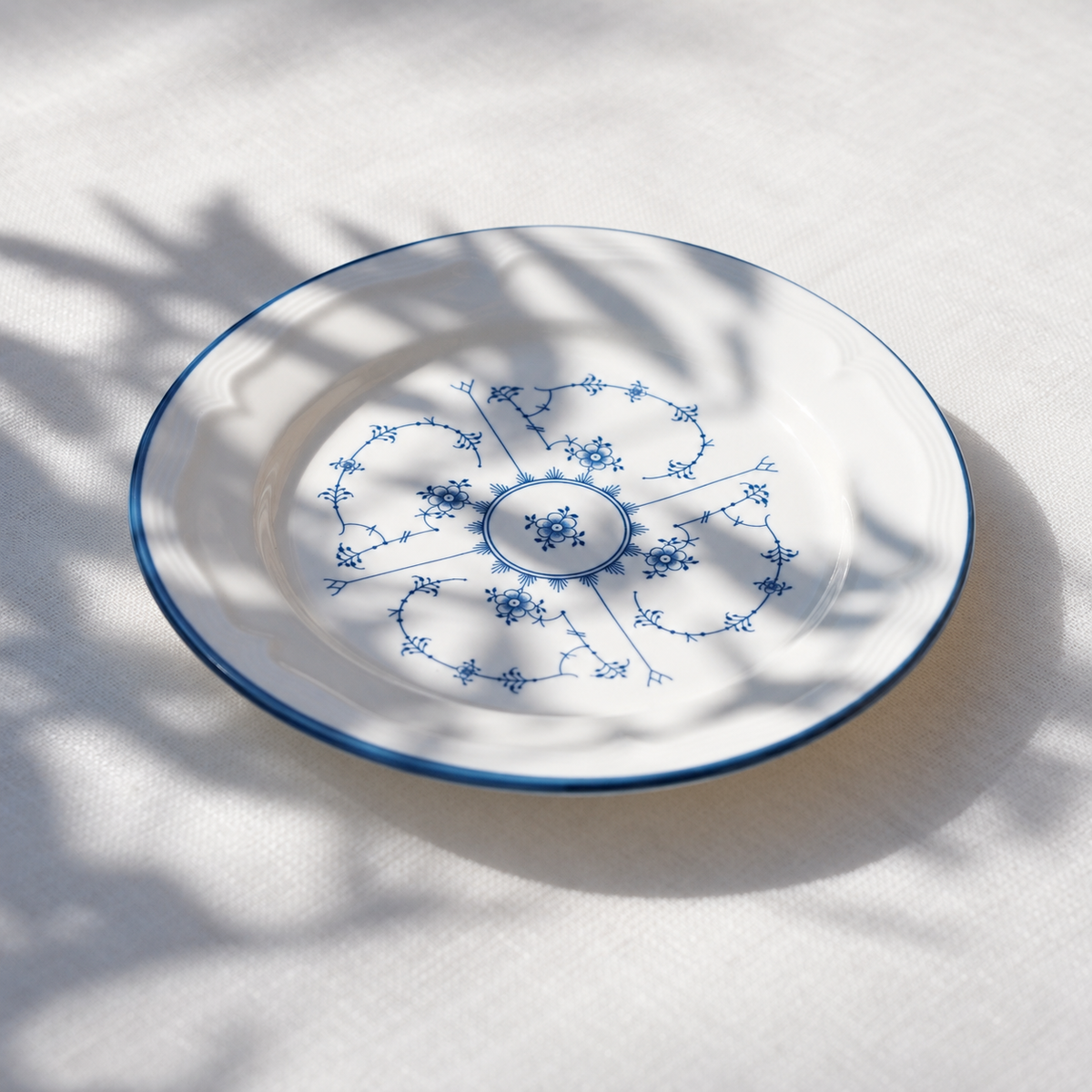 Royal Garden Medium Plate
