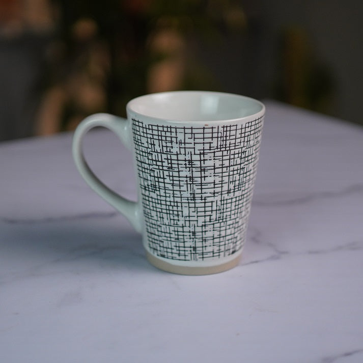 Black N White Mug
