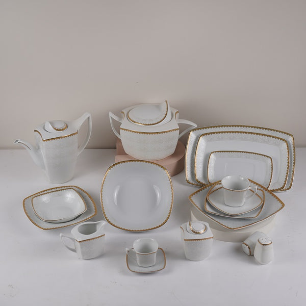 Vintage-elegance-dinner set