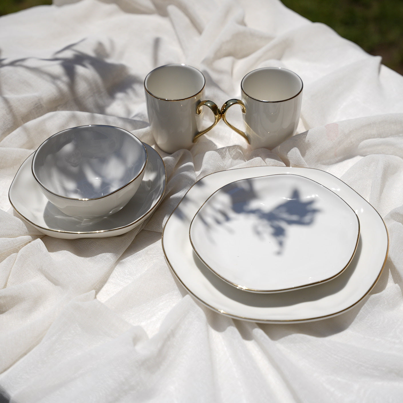 Golden Edge Texture Dinner Set (30 Piece)