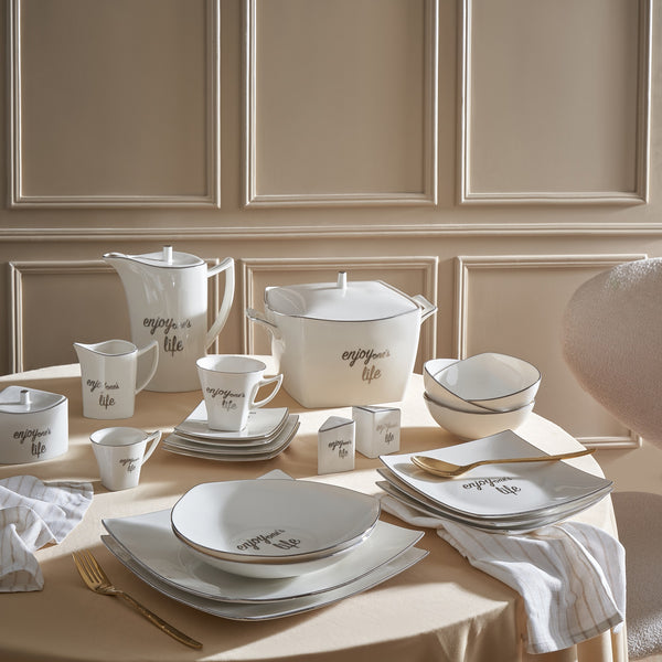 Luxe Gold Accent Dinnerware