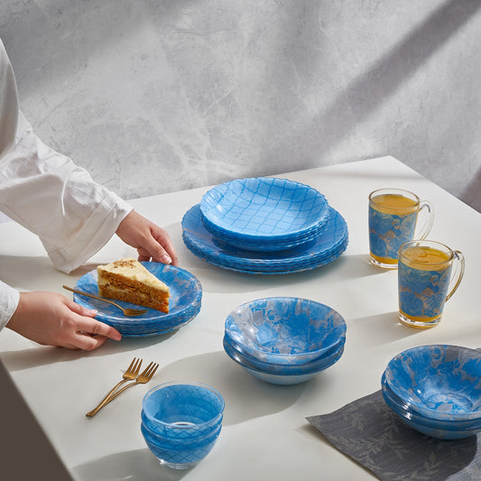 The azure dinner set