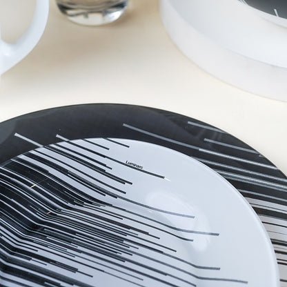 Black-white dinner set