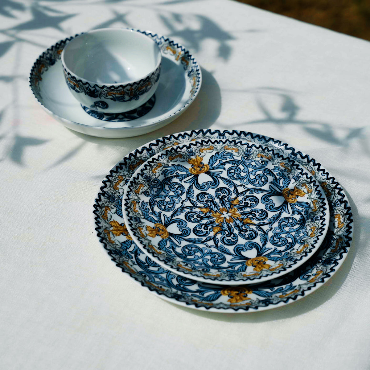 Zouki's Dinner Set (24 Piece)